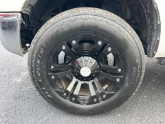 Used 2007  Toyota Tundra 4WD CrewMax Cab SR5 5&period;7L at Clutts Auto Sales near Hazard&comma; KY