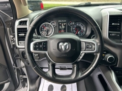 Used 2019  Ram 1500 4WD Crew Cab Big Horn&sol;Lone Star Longbed at Clutts Auto Sales near Hazard&comma; KY