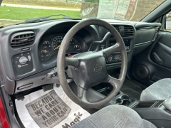 Used 2001 Chevrolet S10 Pickup 2WD Ext Cab at Clutts Auto Sales near Hazard, KY