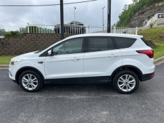 Used 2019 Ford Escape 4d SUV 4WD SE at Clutts Auto Sales near Hazard, KY