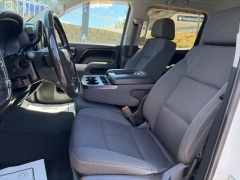 Used 2018  Chevrolet Silverado 1500 4WD Crew Cab LT at Clutts Auto Sales near Hazard&comma; KY