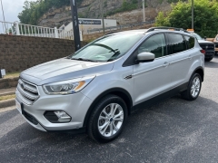 Used 2019 Ford Escape 4d SUV 4WD SEL at Clutts Auto Sales near Hazard, KY