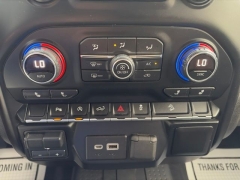 Used 2019  Chevrolet Silverado 1500 4WD Crew Cab LT Trail Boss at Clutts Auto Sales near Hazard&comma; KY