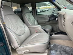 Used 1998  GMC Sonoma Pickup 2WD Ext Cab SLS at Clutts Auto Sales near Hazard&comma; KY