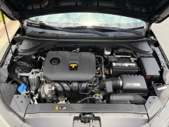 Used 2019  Hyundai Elantra 4d Sedan SE Auto at Clutts Auto Sales near Hazard&comma; KY