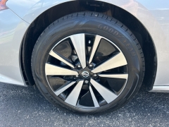 Used 2022 Nissan Altima 2.5 SV AWD Sedan at Clutts Auto Sales near Hazard, KY