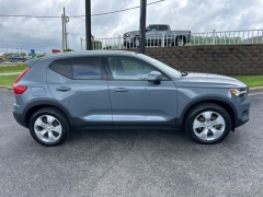 Used 2022 Volvo XC40 T5 AWD Momentum at Clutts Auto Sales near Hazard, KY