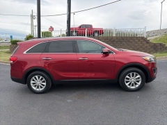 Used 2017  Kia Sorento 4d SUV FWD LX at Clutts Auto Sales near Hazard&comma; KY