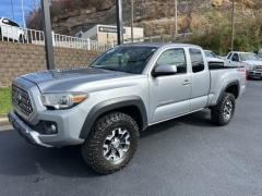 Used 2019  Toyota Tacoma 4WD Access Cab TRD Off-Road at Clutts Auto Sales near Hazard, KY