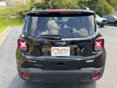 Used 2022  Jeep Renegade Latitude 4x4 at Clutts Auto Sales near Hazard&comma; KY