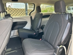 Used 2020  Chrysler Pacifica 4d Wagon Touring at Clutts Auto Sales near Hazard, KY