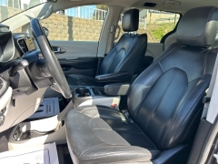 Used 2020 Chrysler Pacifica 4d Wagon Touring L at Clutts Auto Sales near Hazard, KY