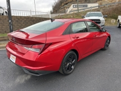 Used 2021  Hyundai Elantra SEL IVT at Clutts Auto Sales near Hazard&comma; KY