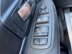 Used 2022  Ram 1500 Classic 4WD Warlock Crew Cab 5'7" Box at Clutts Auto Sales near Hazard&comma; KY