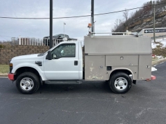 Used 2008  Ford Super Duty F-350 4WD Reg Cab XL SRW at Clutts Auto Sales near Hazard&comma; KY