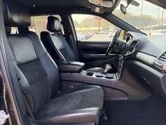 Used 2021  Jeep Grand Cherokee Laredo X 4x4 at Clutts Auto Sales near Hazard&comma; KY