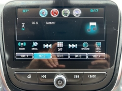 Used 2018 Chevrolet Equinox 4d SUV AWD LT w/1LT at Clutts Auto Sales near Hazard, KY