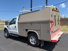 Used 2008  Ford Super Duty F-350 4WD Reg Cab XL SRW at Clutts Auto Sales near Hazard&comma; KY
