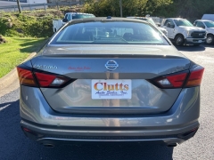 Used 2021 Nissan Altima 2.5 SR Sedan at Clutts Auto Sales near Hazard, KY