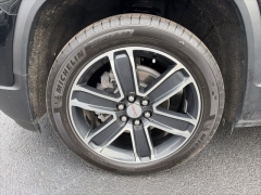 Used 2023  GMC Acadia AWD 4dr SLT at Clutts Auto Sales near Hazard&comma; KY