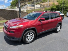 Used 2015  Jeep Cherokee 4d SUV 4WD Latitude at Clutts Auto Sales near Hazard&comma; KY