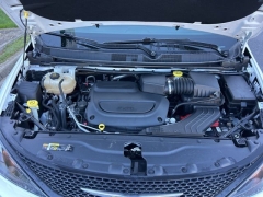 Used 2022  Chrysler Voyager LX FWD at Clutts Auto Sales near Hazard&comma; KY