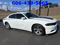 Used 2016  Dodge Charger 4d Sedan SXT at Clutts Auto Sales near Hazard&comma; KY