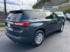 Used 2018 Chevrolet Traverse 4d SUV AWD LT Cloth w/1LT at Clutts Auto Sales near Hazard, KY