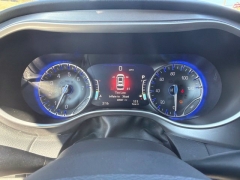 Used 2023  Chrysler Pacifica Touring L FWD at Clutts Auto Sales near Hazard&comma; KY