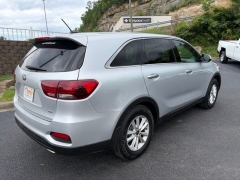 Used 2019  Kia Sorento 4d SUV FWD L at Clutts Auto Sales near Hazard&comma; KY