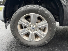Used 2019  Ford F-150 4WD SuperCrew Lariat 5 1&sol;2 at Clutts Auto Sales near Hazard&comma; KY