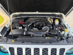 Used 2020  Jeep Gladiator Crew Cab Sport at Clutts Auto Sales near Hazard&comma; KY