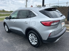 Used 2020 Ford Escape 4d SUV AWD SE at Clutts Auto Sales near Hazard, KY