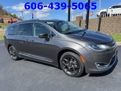 Used 2020 Chrysler Pacifica 4d Wagon Touring L at Clutts Auto Sales near Hazard, KY