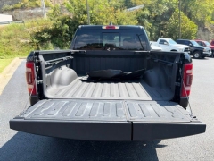 Used 2020  Ram 1500 4WD Crew Cab Lone Star at Clutts Auto Sales near Hazard&comma; KY