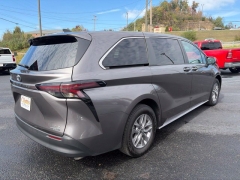 Used 2023  Toyota Sienna LE FWD 8-Passenger at Clutts Auto Sales near Hazard&comma; KY