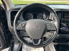 Used 2019  Mitsubishi Outlander 4d SUV FWD SE at Clutts Auto Sales near Hazard&comma; KY