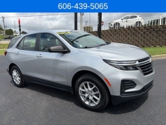 Used 2022  Chevrolet Equinox AWD 4dr LS w&sol;1FL at Clutts Auto Sales near Hazard&comma; KY