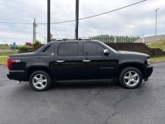 Used 2013  Chevrolet Avalanche 4d SUV 4WD LTZ at Clutts Auto Sales near Hazard&comma; KY
