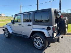Used 2016  Jeep Wrangler Unlimited 4d Convertible Sahara at Clutts Auto Sales near Hazard&comma; KY