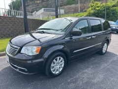 Used 2015 Chrysler Town & Country 4d Wagon Touring at Clutts Auto Sales near Hazard, KY