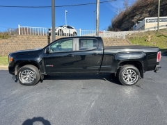 Used 2021  GMC Canyon 4WD Crew Cab 128" AT4 w/Leather at Clutts Auto Sales near Hazard, KY