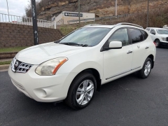 Used 2013  Nissan Rogue 4d SUV AWD SV at Clutts Auto Sales near Hazard&comma; KY