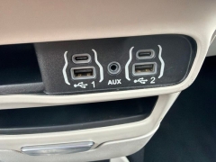Used 2023  Chrysler Pacifica Touring L FWD at Clutts Auto Sales near Hazard&comma; KY