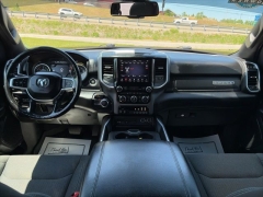 Used 2019  Ram 1500 4WD Crew Cab Big Horn&sol;Lone Star at Clutts Auto Sales near Hazard&comma; KY