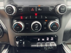 Used 2022  Ram 1500 4WD Big Horn Crew Cab 5'7" Box at Clutts Auto Sales near Hazard&comma; KY