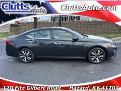 Used 2021  Nissan Altima 2&period;5 SV Sedan at Clutts Auto Sales near Hazard&comma; KY
