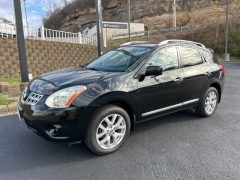 Used 2013  Nissan Rogue 4d SUV AWD SV-SL at Clutts Auto Sales near Hazard&comma; KY