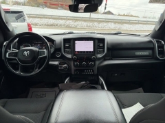 Used 2022  Ram 1500 4WD Big Horn Crew Cab 5'7" Box at Clutts Auto Sales near Hazard&comma; KY