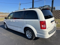 Used 2010  Chrysler Town & Country 4d Wagon Touring at Clutts Auto Sales near Hazard&comma; KY